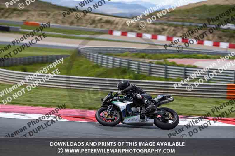 cadwell no limits trackday;cadwell park;cadwell park photographs;cadwell trackday photographs;enduro digital images;event digital images;eventdigitalimages;navarra;no limits trackdays;peter wileman photography;racing digital images;trackday digital images;trackday photos